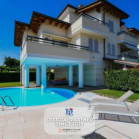 Desenzanoloft Official Partner Marriott Homes & - Bea House, With Private Garden And Share Pool 아파트 시르미오네