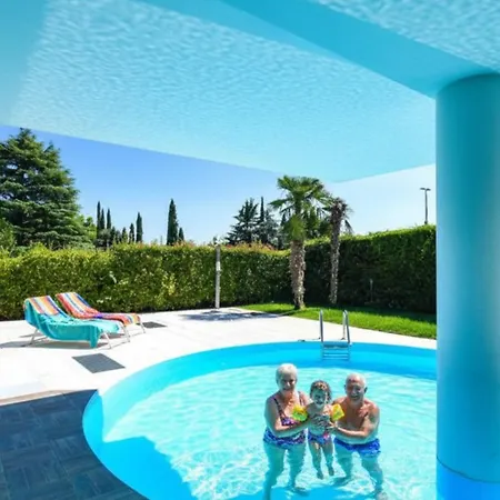Bea's House, Restyling 2026 With Private Garden And Shared Pool Desenzanoloft Official Partner Homes & By Marriott Bonvoy سيرمِيوني