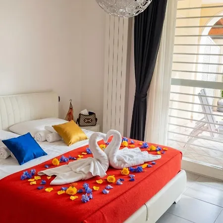 Bea's House, Restyling 2026 With Private Garden And Shared Pool Desenzanoloft Official Partner Homes & By Marriott Bonvoy شقة *