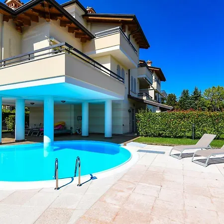 Desenzanoloft Official Partner Marriott Homes & - Bea House, With Private Garden And Share Pool Sirmione